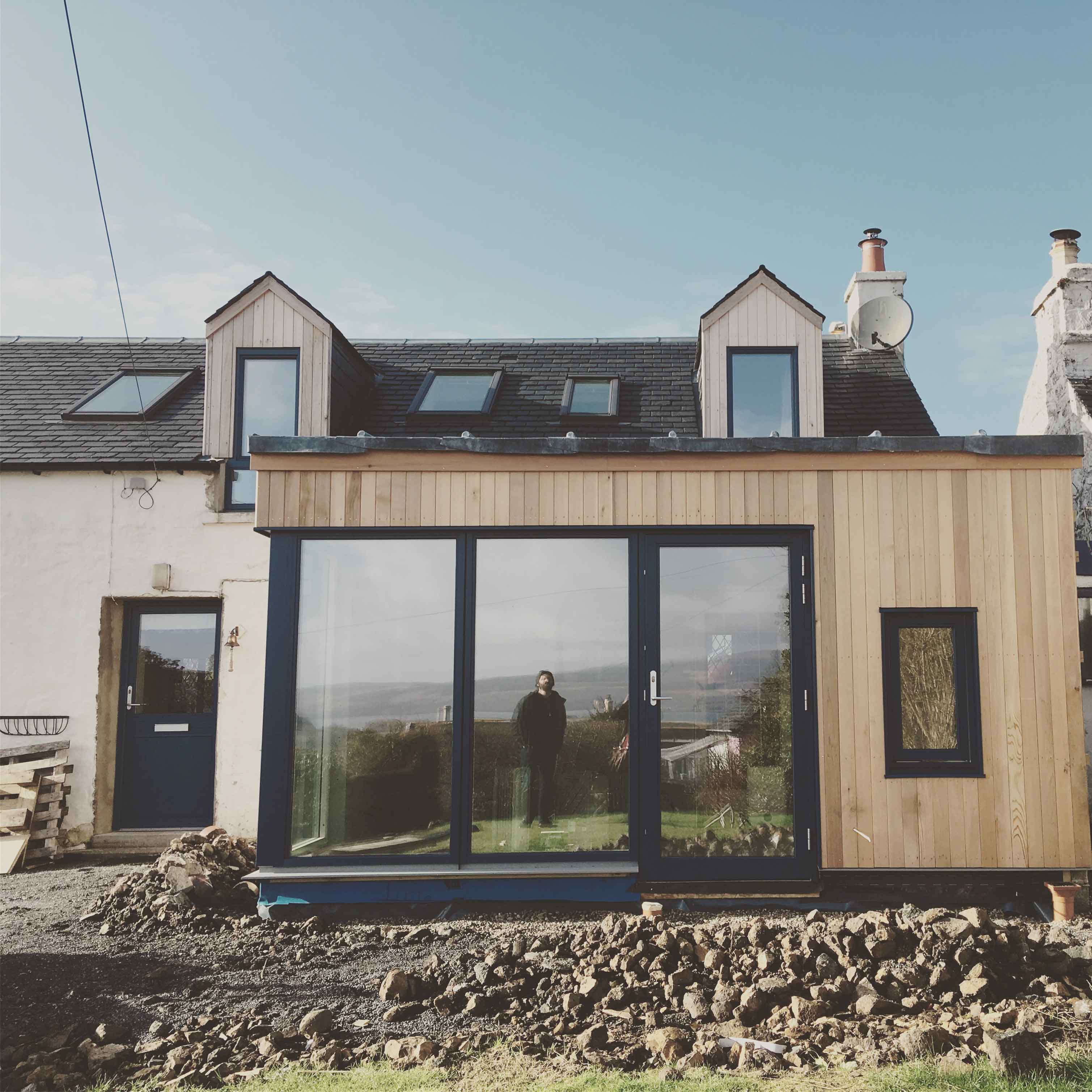 Garden room on site in Tobermory Conservation area.